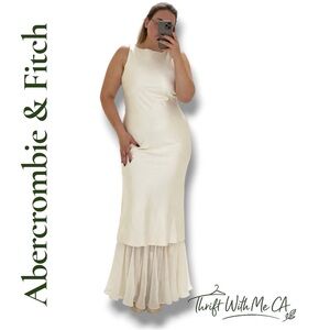NEW | Abercrombie & Fitch Ivory Maxi Dress  🤍
